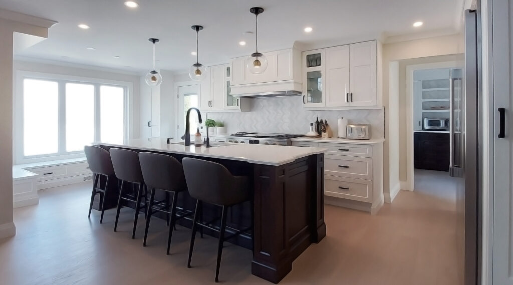 Modern kitchen with custom cabinets by Cerwood